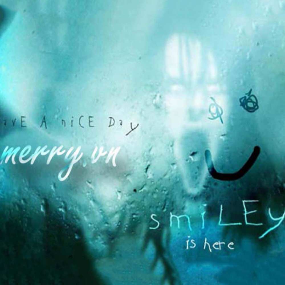 Smiley by Laurent Mikelfield